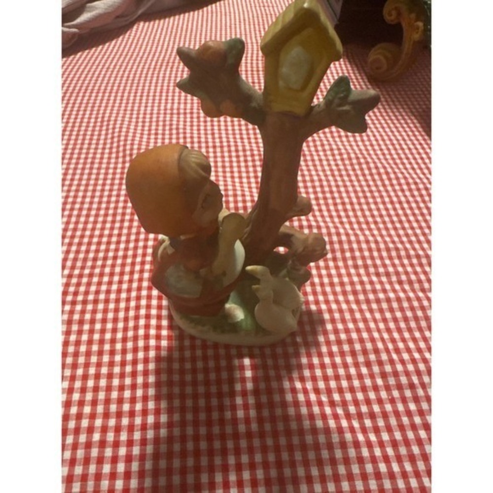 Vintage Ceramic Girl With Ducks And Birdhouse Figurine Garden Decor